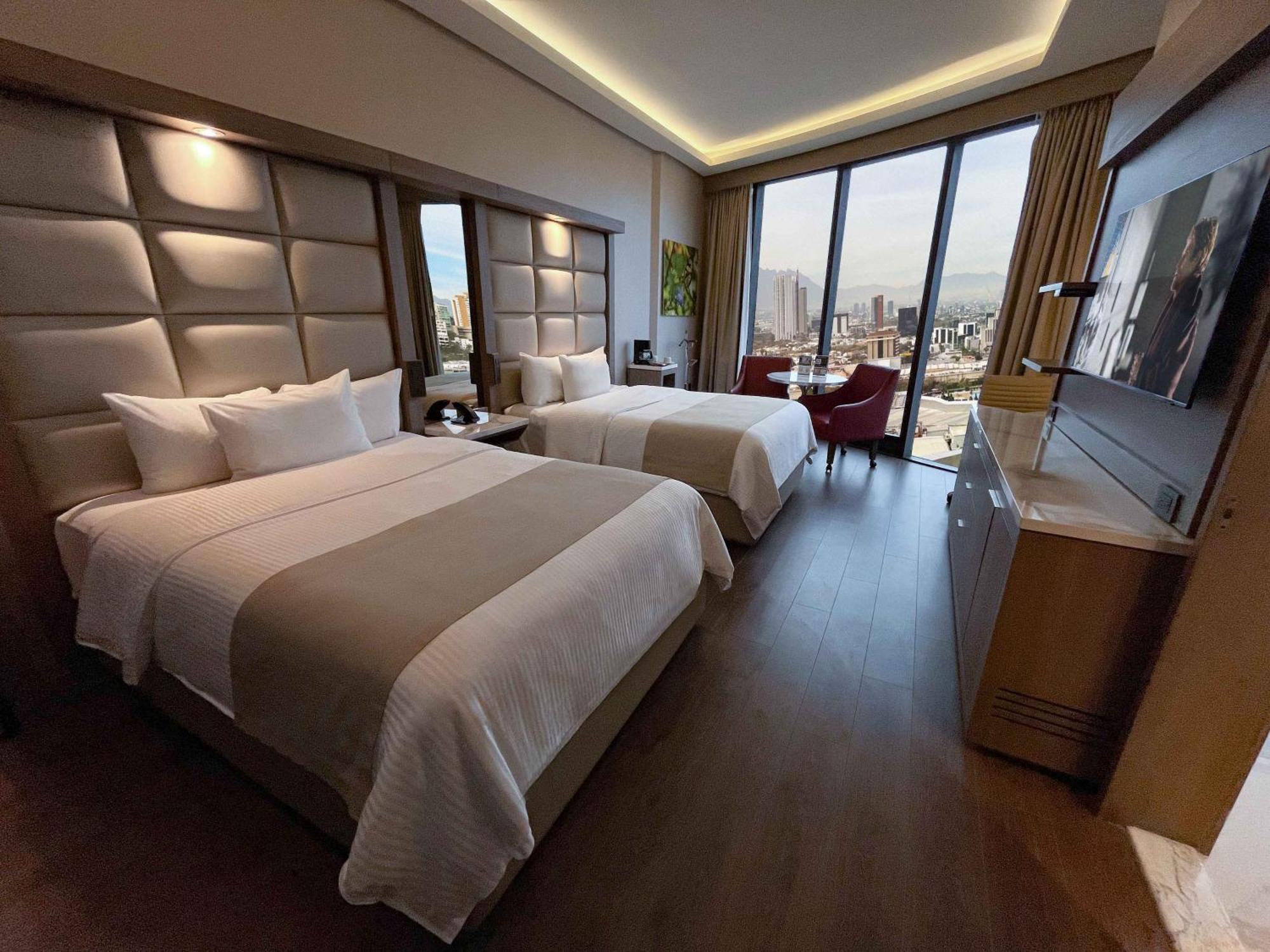 Safi Royal Luxury Metropolitan Hotel San Pedro Garza Garcia Exterior photo